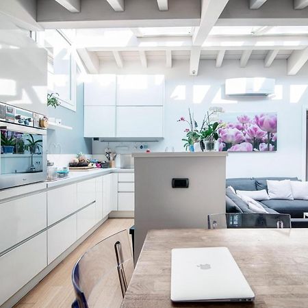 Joivy Isotta'S House With 2 Cosy Balconies Apartment Como Luaran gambar